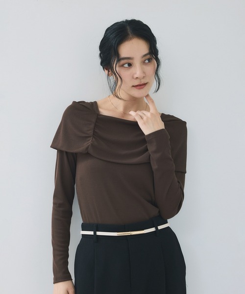 VIS(ビス)の「テレコオフショルダーロングスリーブプルオーバー(Tシャツ/カットソー・レディース・ブラック/ダークブラウン/オフホワイト/マスタード・FREE)」の11枚目の写真
