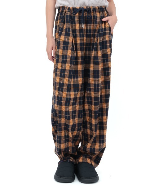 チチカカ（チチカカ）の「Orale! チェックコクーンパンツ（その他パンツ・レディース・レッド/イエロー/グリーン・FREE）」の8枚目の写真