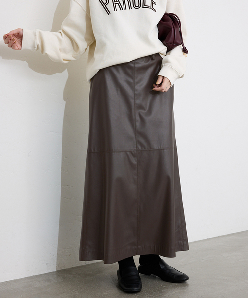 スローブイエナ フェイクレザーフレアスカート セール】《追加》フェイクレザーフレアスカート（スカート）｜SLOBE