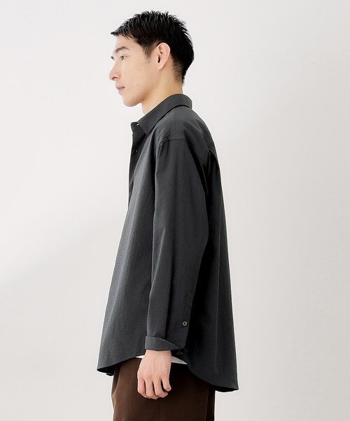 THE SHOP TK （ザ ショップ ティーケー ）の「シアサッカー長袖シャツ　【軽量/吸水速乾／イージーケア／洗濯機OK】（シャツ/ブラウス・メンズ・ブラウン系その他/ブルーグリーン・02/03/04）」の4枚目の写真