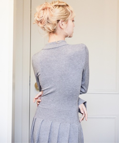 etre loin（エトルワン）の「Low waist pleated glitter knit dress（ワンピース・レディース・ブラック/グレー/モカ・M）」の12枚目の写真