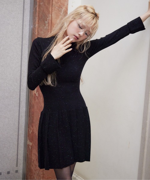 etre loin(エトルワン)の「Low waist pleated glitter knit dress(ワンピース・レディース・ブラック/グレー/モカ・M)」の17枚目の写真