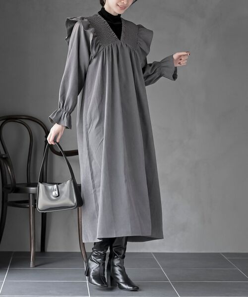 ピーチ起毛フリルシャーリングワンピース（ワンピース）｜rps（アール