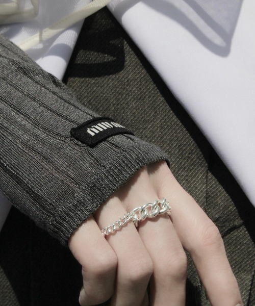 Soierie(ソワリー)の「カラビナ ループ チェーン リング (2Set) / Carabiner loop chain ring (2Set)(リング・レディース・シルバー・S/L)」の4枚目の写真