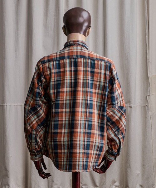 Coffee & Cigarettes(コーヒーアンドシガレッツ)の「10B5 Heavy Flannel One Wash Work Shirt(シャツ/ブラウス・メンズ・サックスブルー系/オレンジ系・XL/M/L)」の8枚目の写真