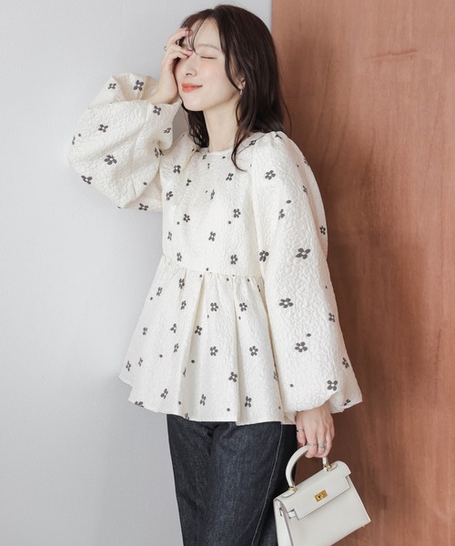 SUGAR BISKET(シュガービスケット)の「花柄ジャガード ペプラムトップス(その他トップス・レディース・ブラック/アイボリー・フリー)」の14枚目の写真