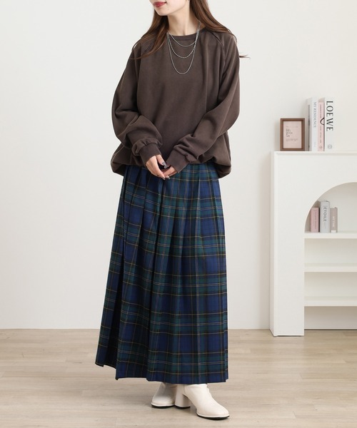 Arinomama(アリノママ)の「Arinomama 裏毛 パイピングラグラントレーナー(スウェット・レディース・ブラック/ホワイト系その他/ダークブラウン/杢グレー・FREE)」の8枚目の写真