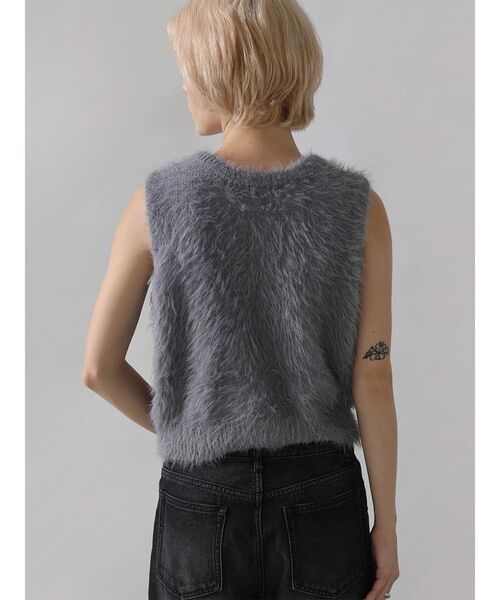 :ETHROF（イーサオブ）の「SHAGGY KNIT VEST（ニット/セーター・レディース・ブルー/ライトグレー/チャコール・MEDIUM）」の8枚目の写真