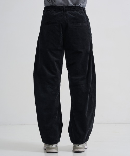 CITY TOKYO（シティトウキョウ）の「【CITY TOKYO/シティートーキョー】Corduroy barrel trousers（その他パンツ・メンズ・ブラック/ダークブラウン/オフホワイト・1/2）」の17枚目の写真