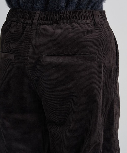 CITY TOKYO（シティトウキョウ）の「【CITY TOKYO/シティートーキョー】Corduroy barrel trousers（その他パンツ・メンズ・ブラック/ダークブラウン/オフホワイト・1/2）」の4枚目の写真