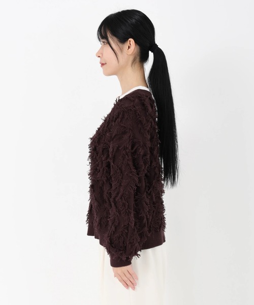 STRAWBERRY-FIELDS（ストロベリーフィールズ）の「ジオフリンジニット_ランダムフリンジVネックニット（ニット/セーター・レディース・ブラック/ブラウン・2）」の4枚目の写真