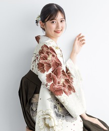 SOUBIEN（ソウビエン）の「【floro by SOUBIEN】レディース袴4点セット（着物・襦袢・下帯・袴）（着物）」