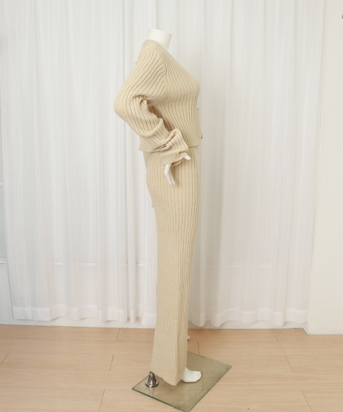 Miniministore(ミニミニストア)の「ニットセットアップ トップス パンツ(セットアップ・レディース・ブラック/ベージュ・L/S/M)」の13枚目の写真