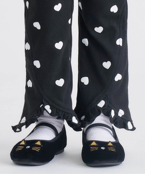 apres les cours（アプレレクール）の「【総柄】ハート・花柄 裾フリルきゅんパンツ_ジュニア対応（その他パンツ・キッズ・その他3/ブラウン/ブラック・80/90/100/110/120/130/140）」の6枚目の写真