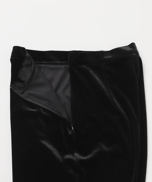 OUTDOOR PRODUCTS（アウトドアプロダクツ）の「追加 刺繍ベロアフレアパンツ（スラックス・レディース・ネイビー・38/36）」の17枚目の写真