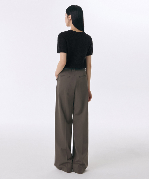 MUSINSA STANDARD WOMAN（ムシンサスタンダードウーマン）の「ウィメンズヘビーウェイト裏起毛ディープタックワイドスラックス[カーキブラウン]（スラックス・レディース・その他・34/32/28/29/30/31/24/25/26/27）」の2枚目の写真