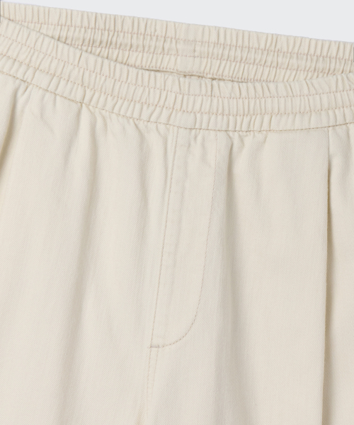 MUSINSA STANDARD（ムシンサスタンダード）の「リネンライクワンタックワイドバンディングデニムパンツ[クリーム]（デニムパンツ・メンズ・その他・28/30/36/38/40/42/26/32/34）」の3枚目の写真