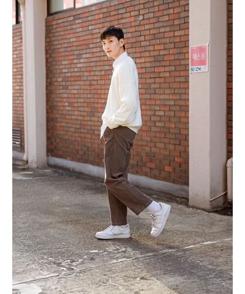 MUSINSA STANDARD（ムシンサスタンダード）の「レギュラーフィットコーデュロイパンツ[トープ]（その他パンツ・メンズ・その他・26/27/28/29/38/36/34/32/30/31/33）」の8枚目の写真