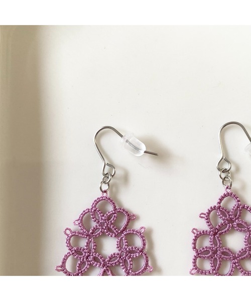 tone(トーン)の「【TOMEI LAB】タティングレース ピアス(MA)(ピアス(両耳用)・レディース・レッド系その他/パープル系その他/ブルー系その他・FREE)」の12枚目の写真