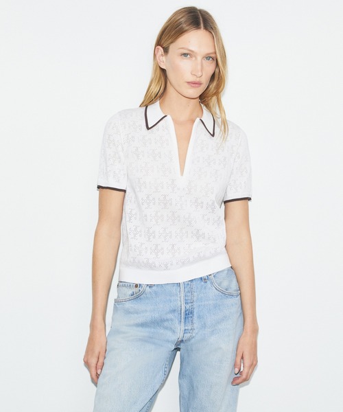 TORY BURCH(トリーバーチ)の「Tモノグラム コットン ポインテール ジップポロシャツ(Tシャツ/カットソー・レディース・グレー・SMALL/X-SMALL/MEDIUM)」の1枚目の写真