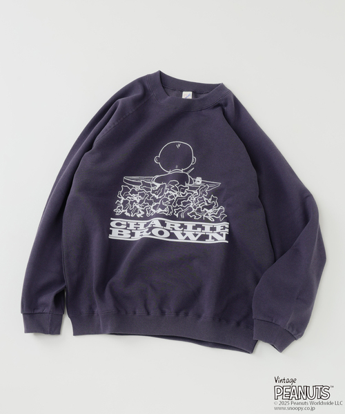 Vintage PEANUTS(ビンテージピーナッツ)の「PEANUTS / ピーナッツ 別注 FANTASY A&G INC プリント スウェット HOLIDAY(スウェット・メンズ・ブラック/アイボリー/ブラウン/ネイビー/レッド・MEDIUM/LARGE/X-LARGE)」の4枚目の写真