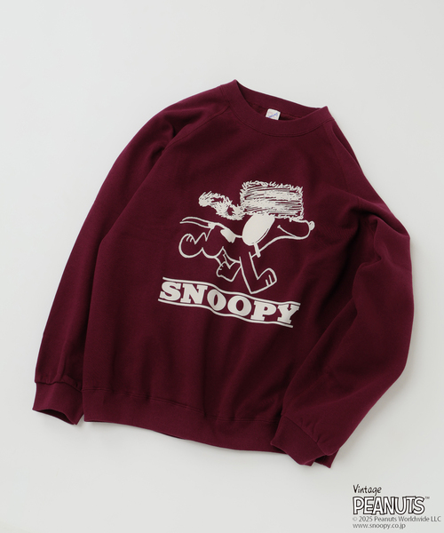 Vintage PEANUTS(ビンテージピーナッツ)の「PEANUTS / ピーナッツ 別注 FANTASY A&G INC プリント スウェット HOLIDAY(スウェット・メンズ・ブラック/アイボリー/ブラウン/ネイビー/レッド・MEDIUM/LARGE/X-LARGE)」の5枚目の写真