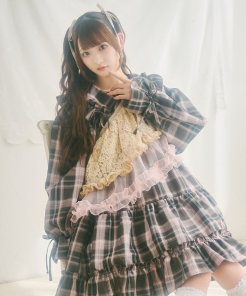 kutir(クティール)の「【クティールとレトロ】マルチウェイボリュームレースフリル(付け襟・レディース・オレンジ/ベージュ/ピンク/オフホワイト・FREE)」の7枚目の写真