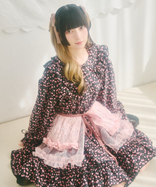 kutir(クティール)の「【クティールとレトロ】マルチウェイボリュームレースフリル(付け襟・レディース・オレンジ/ベージュ/ピンク/オフホワイト・FREE)」の6枚目の写真