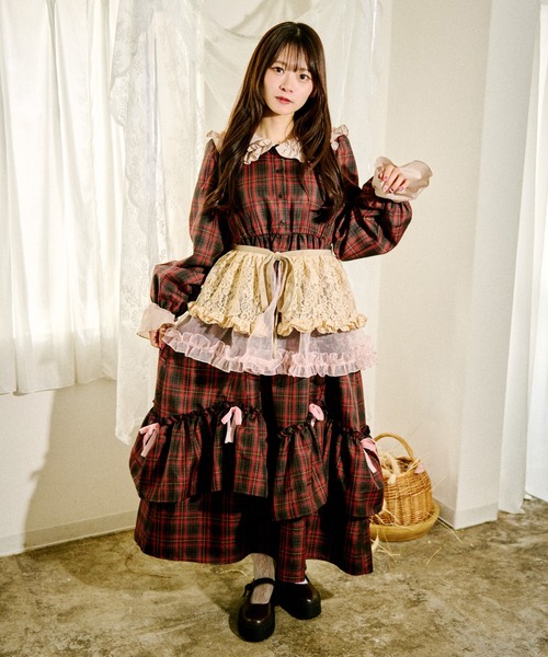 kutir(クティール)の「【クティールとレトロ】マルチウェイボリュームレースフリル(付け襟・レディース・オレンジ/ベージュ/ピンク/オフホワイト・FREE)」の8枚目の写真