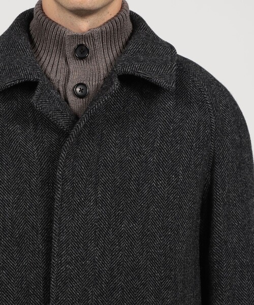 TOMORROWLAND （トゥモローランド）の「ブリティッシュウールツイード バルカラーコート ZANIERI（ステンカラーコート・メンズ・ダークグリーン/ブラウン系その他/チャコールグレー・M/L/XS/S）」の9枚目の写真
