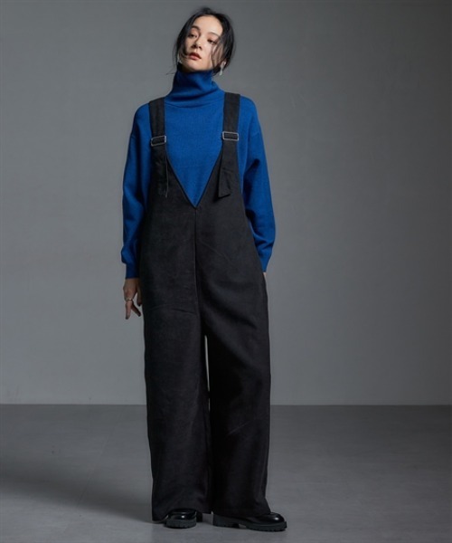 Soiunique（スワユニーク）の「V開きゆったりサイズオールインワン ［Soiunique］（つなぎ/オールインワン・レディース・チャコール/ブラック・M～Ｌ/L～LL）」の5枚目の写真