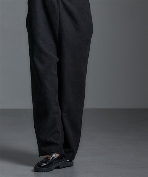 Soiunique（スワユニーク）の「V開きゆったりサイズオールインワン ［Soiunique］（つなぎ/オールインワン・レディース・チャコール/ブラック・M～Ｌ/L～LL）」の9枚目の写真