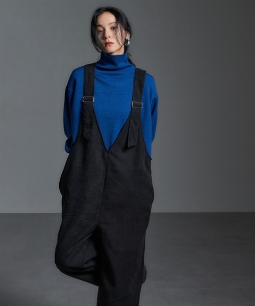 Soiunique（スワユニーク）の「V開きゆったりサイズオールインワン ［Soiunique］（つなぎ/オールインワン・レディース・チャコール/ブラック・M～Ｌ/L～LL）」の11枚目の写真