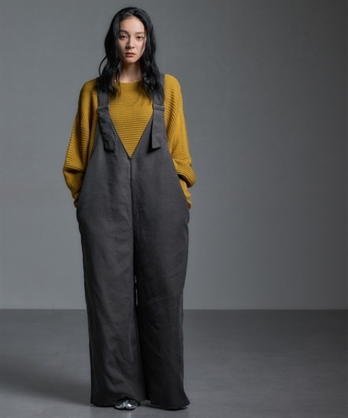 Soiunique（スワユニーク）の「V開きゆったりサイズオールインワン ［Soiunique］（つなぎ/オールインワン・レディース・チャコール/ブラック・M～Ｌ/L～LL）」の12枚目の写真