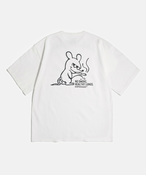 ESPIONAGE(エスピオナジ)の「Smoking Rat(Peeing) Heavyweight Tee Off White(Tシャツ/カットソー・レディース・その他・MEDIUM/LARGE/X-LARGE)」の1枚目の写真