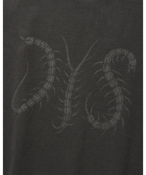 DYSFUNCT(ディスファンクト)の「DYS CENTIPEDE PIGMENT SWEATSHIRT (CHARCOAL)(スウェット・メンズ・その他・MEDIUM/LARGE/X-LARGE)」の3枚目の写真