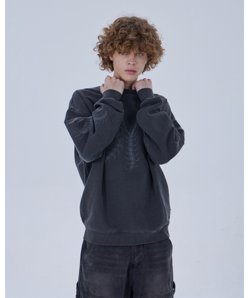 DYSFUNCT(ディスファンクト)の「DYS CENTIPEDE PIGMENT SWEATSHIRT (CHARCOAL)(スウェット・メンズ・その他・MEDIUM/LARGE/X-LARGE)」の6枚目の写真