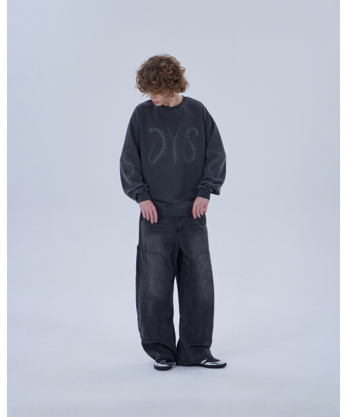 DYSFUNCT(ディスファンクト)の「DYS CENTIPEDE PIGMENT SWEATSHIRT (CHARCOAL)(スウェット・メンズ・その他・MEDIUM/LARGE/X-LARGE)」の8枚目の写真