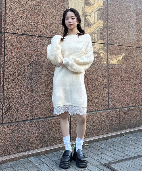 Mi-je(ミジェ)の「裾レースニットワンピース【韓国ファッション】(ワンピース・レディース・ピンク/アイボリー・F)」の5枚目の写真