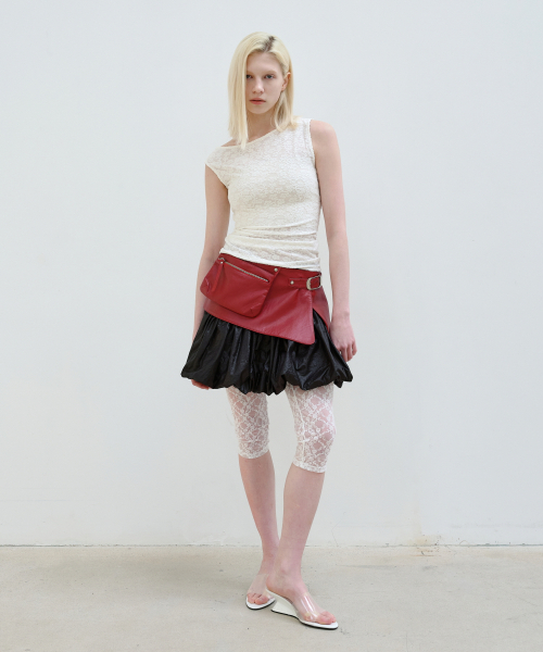 AOPT(アオプト)の「FLORAL UNBALANCE SLEEVELESS TOP - IVORY(Tシャツ/カットソー・レディース・その他・SMALL/MEDIUM)」の4枚目の写真