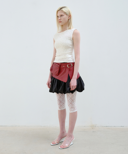AOPT(アオプト)の「FLORAL UNBALANCE SLEEVELESS TOP - IVORY(Tシャツ/カットソー・レディース・その他・SMALL/MEDIUM)」の5枚目の写真