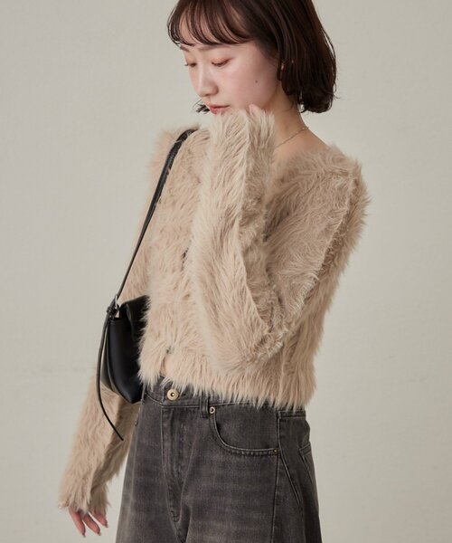 mline（エムライン）の「[mline]シャギーショート カーディガン（カーディガン/ボレロ・レディース・チャコールグレー/ブラック/アイボリー/ベージュ・FREE）」の4枚目の写真