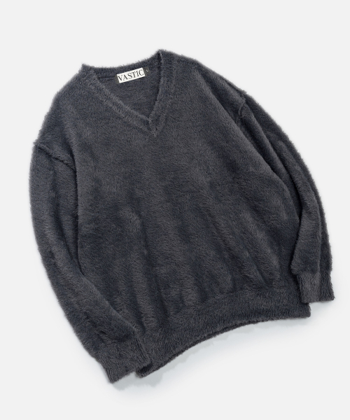 VASTIC(バスティック)の「ヘアリーリバースVネックニット_チャコール(ニット/セーター・メンズ・その他・MEDIUM/LARGE)」の4枚目の写真