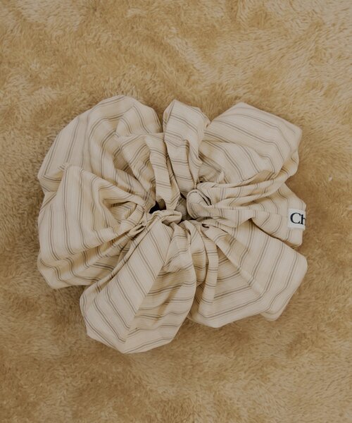 Chico（チコ）の「ストライプBIGシュシュ（シュシュ・レディース・ピンク/ブルー/ベージュ・FREE）」の2枚目の写真