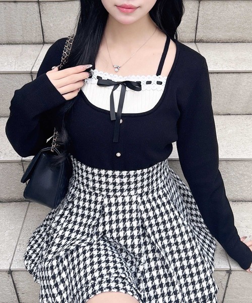 INGNI（イング）の「フロントリボンリブ切替ニット（ニット/セーター・レディース・アイボリー/ブラック/ピンク系その他2・M）」の2枚目の写真