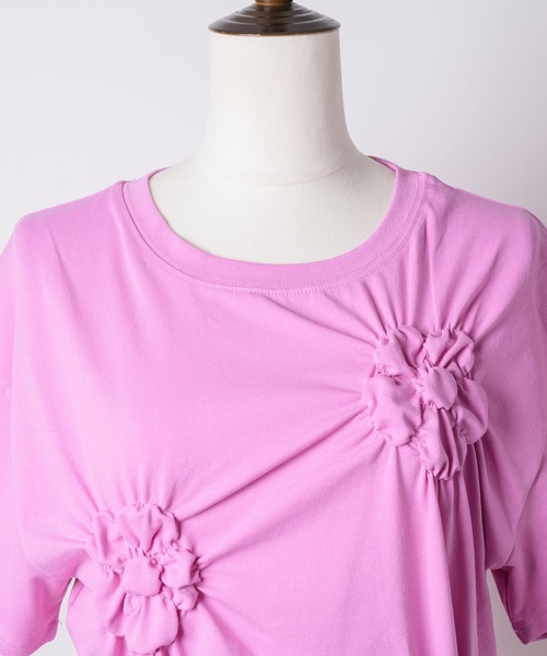 yae（ヤエ）の「Flower Crinkle T-shirt / フラワークリンクルTシャツ（Tシャツ/カットソー・レディース・ホワイト/ライトブルー/ブラック/ピンク・FREE）」の12枚目の写真