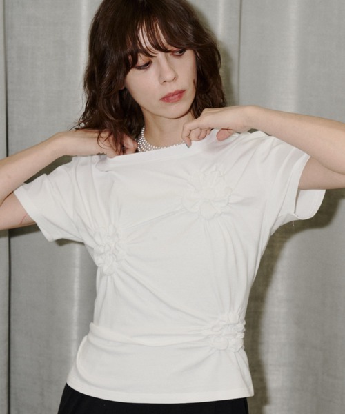 yae（ヤエ）の「Flower Crinkle T-shirt / フラワークリンクルTシャツ（Tシャツ/カットソー・レディース・ホワイト/ライトブルー/ブラック/ピンク・FREE）」の17枚目の写真