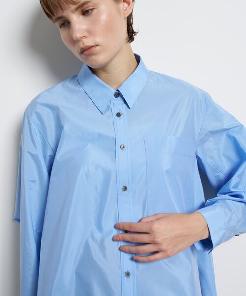 LANVIN en Bleu（ランバンオンブルー）の「シルキータイプライターフレアシャツ（シャツ/ブラウス・レディース・ブルー/オフホワイト・38）」の16枚目の写真