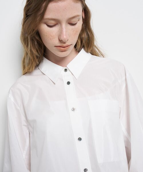 LANVIN en Bleu（ランバンオンブルー）の「シルキータイプライターフレアシャツ（シャツ/ブラウス・レディース・ブルー/オフホワイト・38）」の8枚目の写真