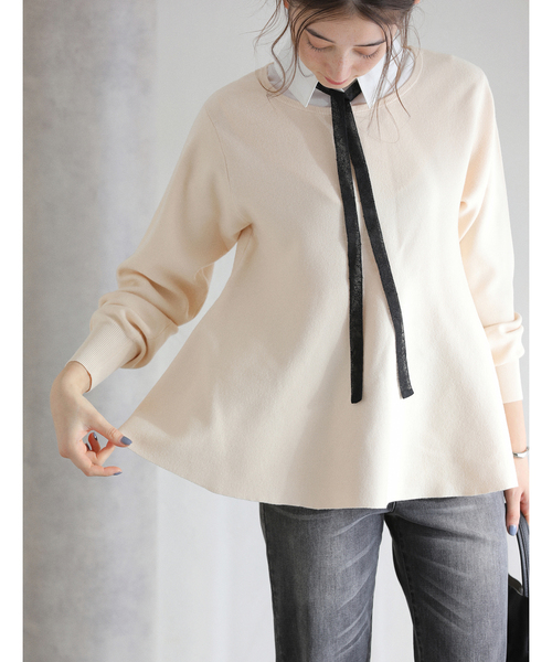 La TOTALITE(ラトータリテ)の「【洗える】ウォッシャブルペプラムニットプルオーバー(ニット/セーター・レディース・ホワイト/ネイビー/サックスブルー・FREE)」の1枚目の写真